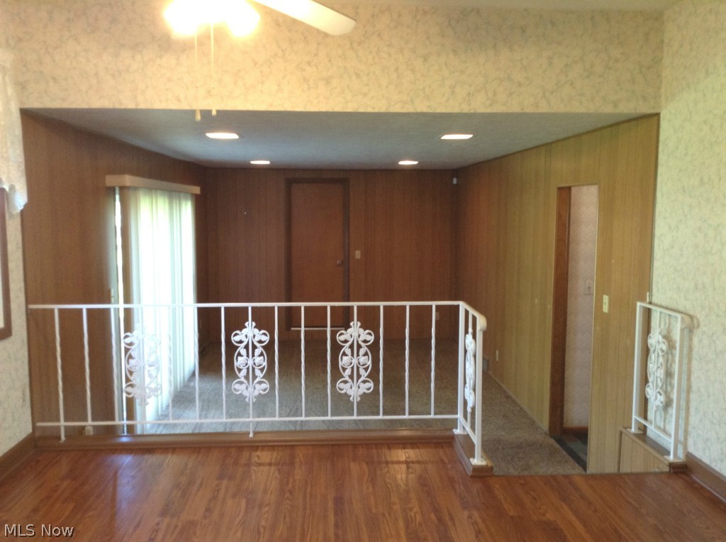 1928 Brainard Road Lyndhurst, OH 44124 - Photo 4 of 7