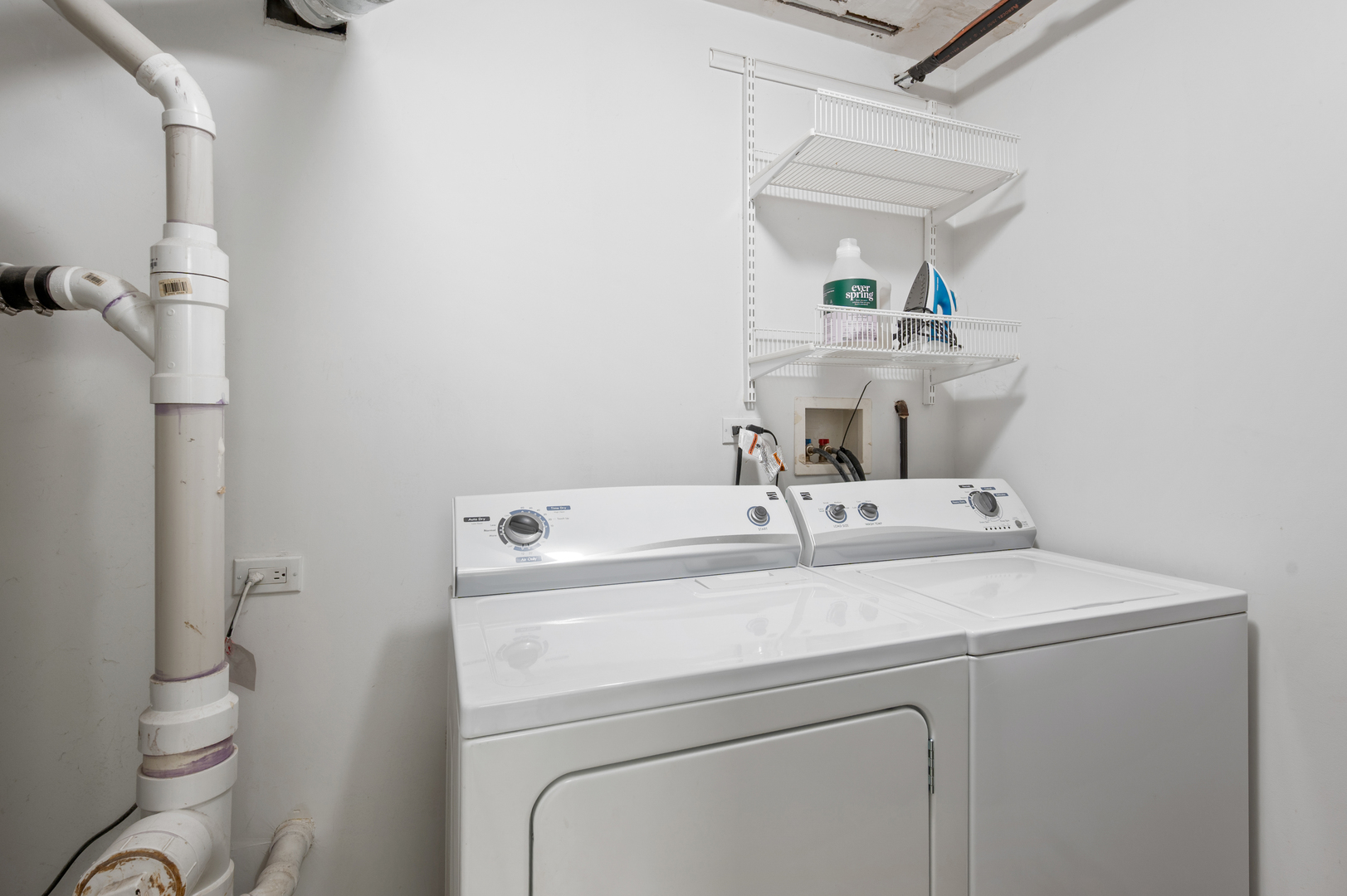 2444 North Linden Place, Unit 1 Chicago, IL 60647 - Photo 25 of 25