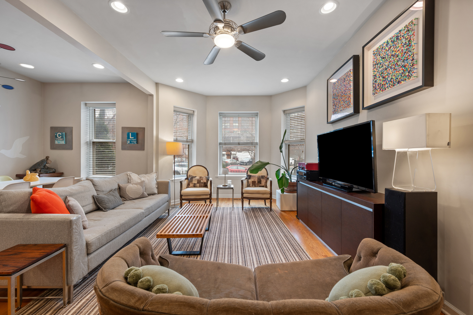 2444 North Linden Place, Unit 1 Chicago, IL 60647 - Photo 3 of 25
