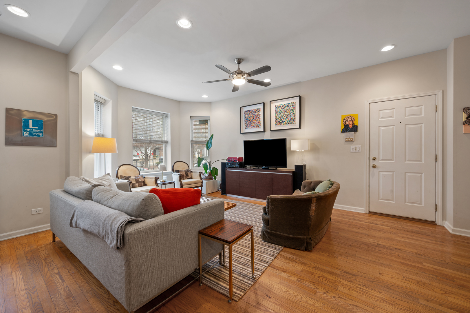 2444 North Linden Place, Unit 1 Chicago, IL 60647 - Photo 6 of 25