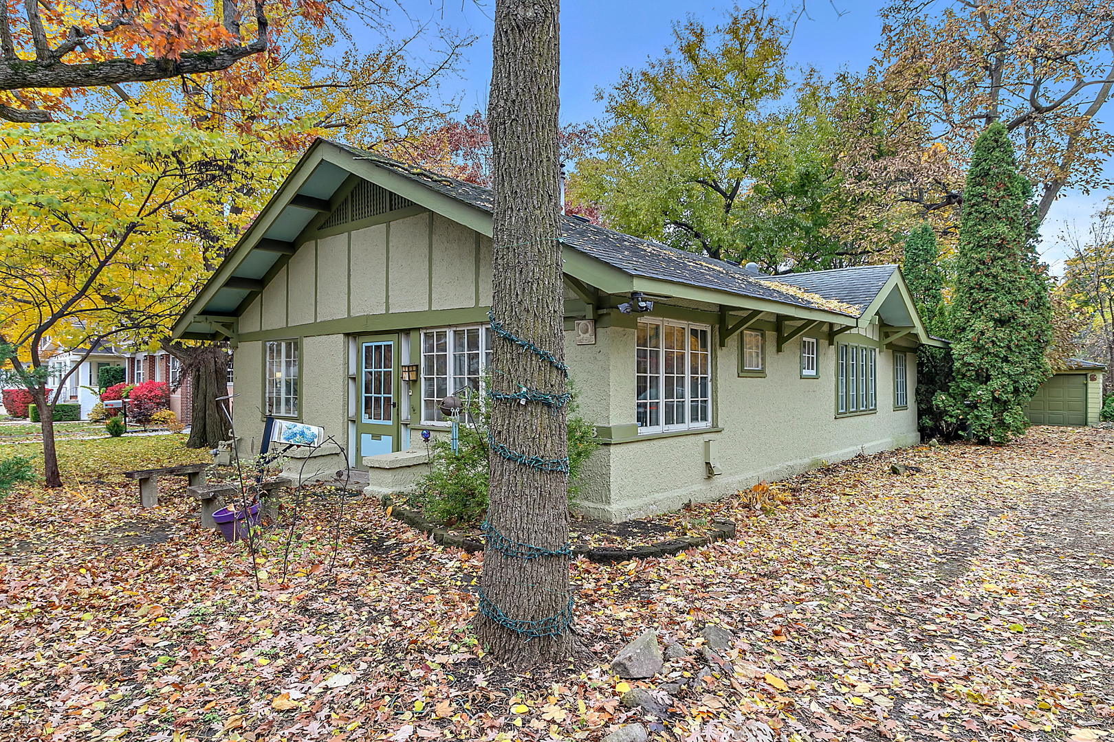 128 Barrypoint Road Riverside, IL 60546 - Photo 1 of 27 a front view of a house with a yard
