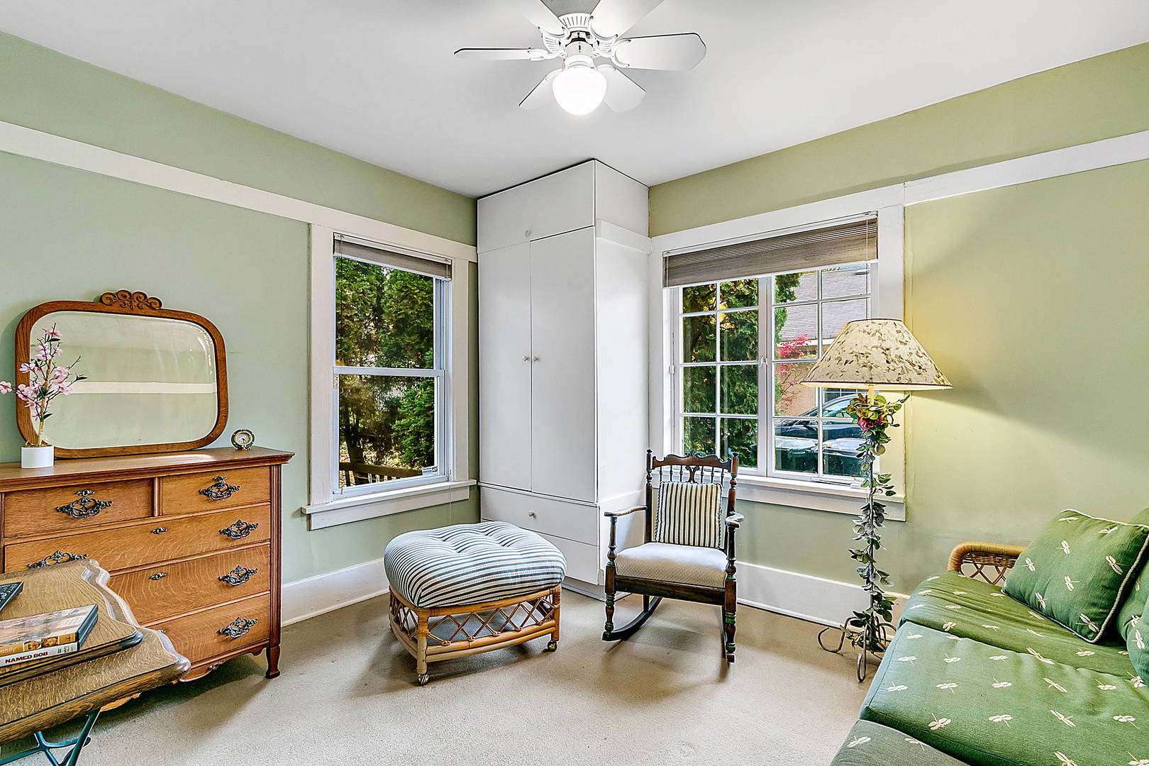128 Barrypoint Road Riverside, IL 60546 - Photo 11 of 27 a living room with furniture and a window