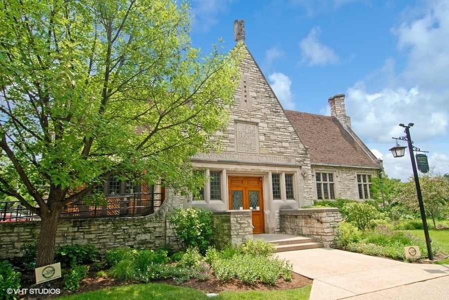 128 Barrypoint Road Riverside, IL 60546 - Photo 23 of 27 front view of a house with a yard