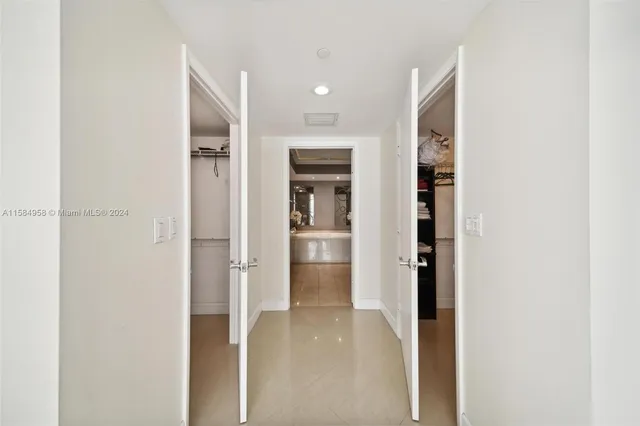 $2,585,000 | 1830 South Ocean Drive, Unit 1701, Hallandale Beach, FL 33009