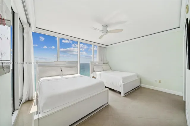 $2,585,000 | 1830 South Ocean Drive, Unit 1701, Hallandale Beach, FL 33009