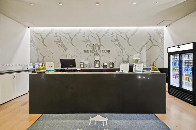 $2,585,000 | 1830 South Ocean Drive, Unit 1701, Hallandale Beach, FL 33009