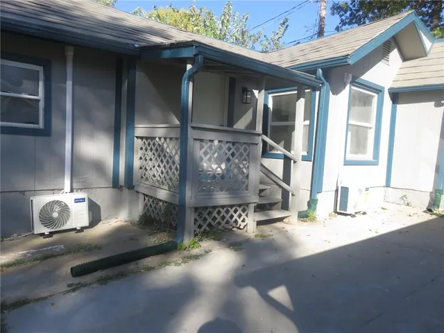 $105,000 | 4421 Northeast Winn Road, Kansas City, MO 64117