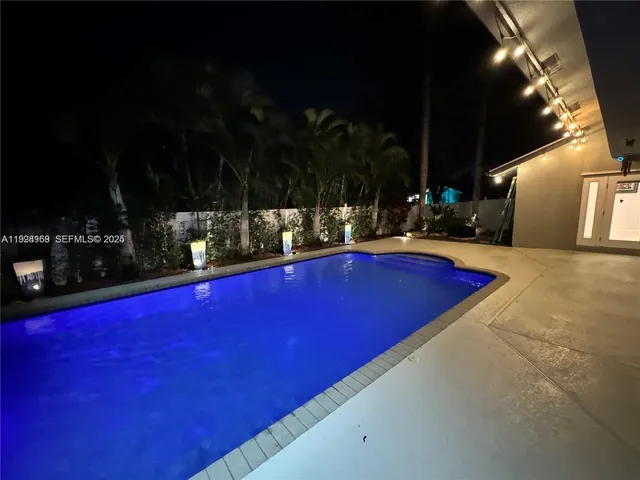 $5,200 | 8965 Southwest 59th Court, Cooper City, FL 33328