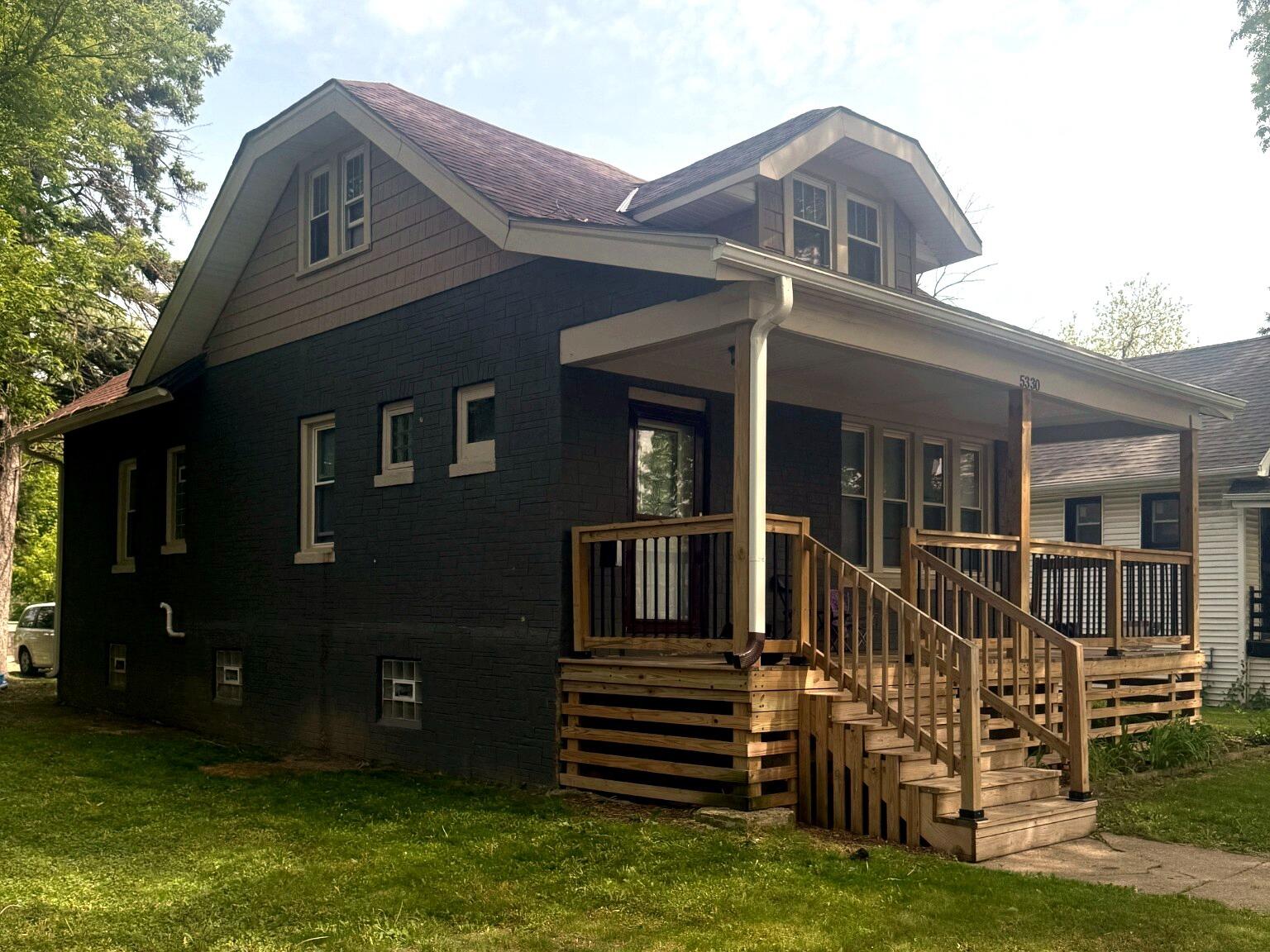 5330 North 36th Street Milwaukee, WI 53209 - Photo 3 of 4 5330 N 36th St