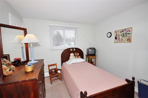 65 Brooks Street Maynard, MA 01754 - Photo 11 of 25 Gallery Image 11