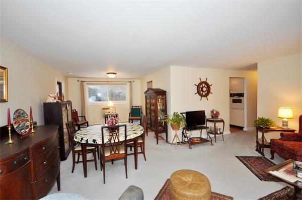 65 Brooks Street Maynard, MA 01754 - Photo 6 of 25 Gallery Image 6