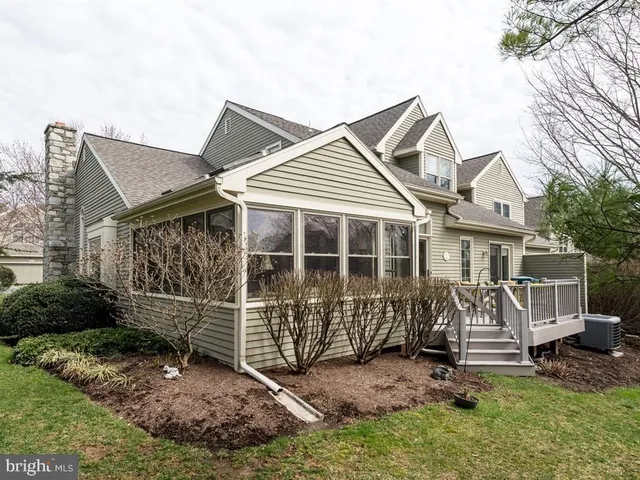 $494,900 | 152 Deer Ford Drive, Lancaster, PA 17601