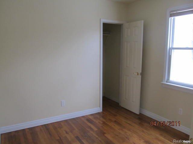 2861 Wakefield Road Berkley, MI 48072 - Photo 11 of 13 IMG_5776