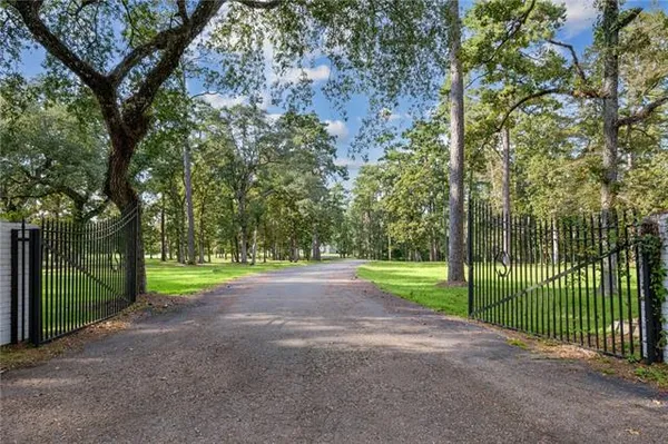 $3,500,000 | 194 Belle Terre Boulevard, Covington, LA 70433