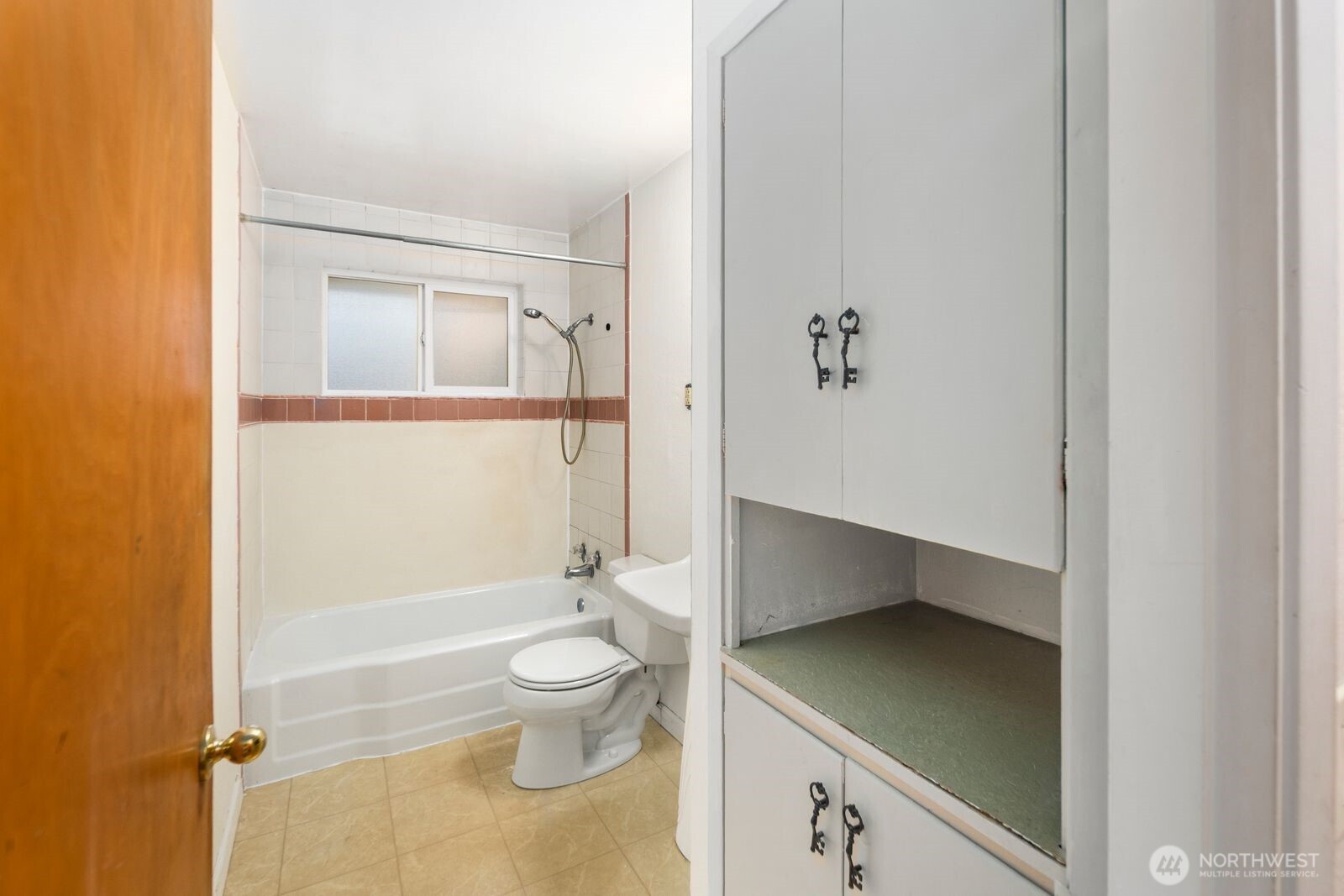 2108 East 24th Street Bremerton, WA 98310 - Photo 21 of 37