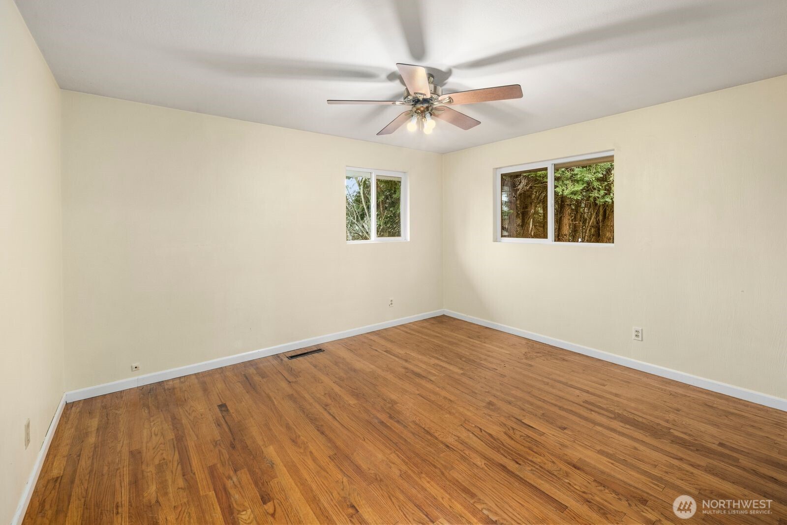 2108 East 24th Street Bremerton, WA 98310 - Photo 22 of 37
