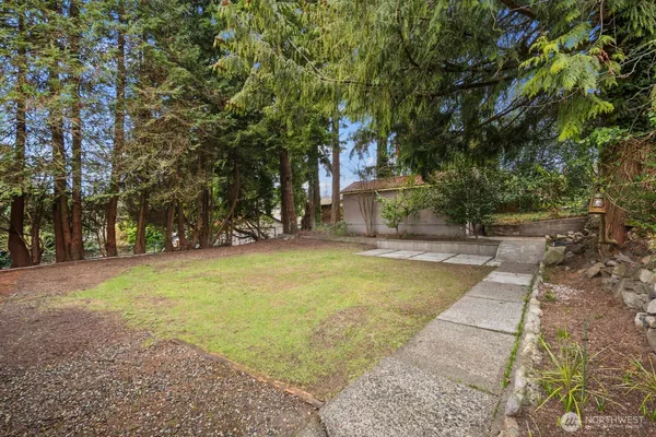 $360,000 | 2108 East 24th Street, Bremerton, WA 98310