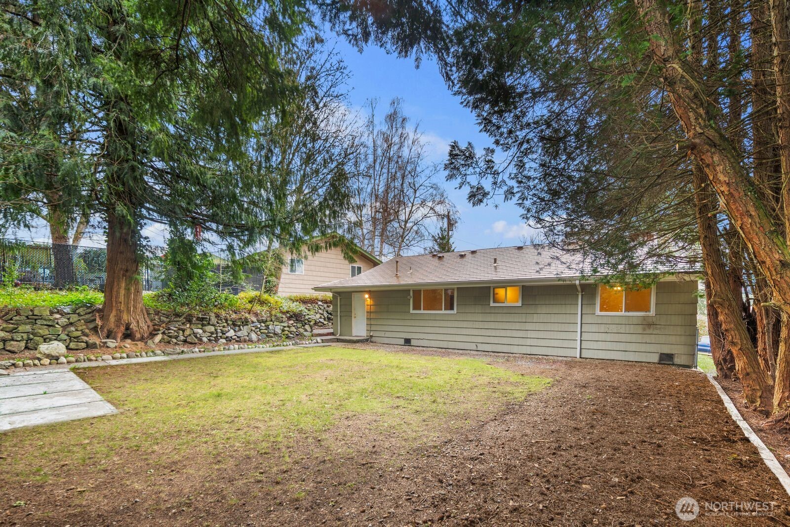 2108 East 24th Street Bremerton, WA 98310 - Photo 32 of 37