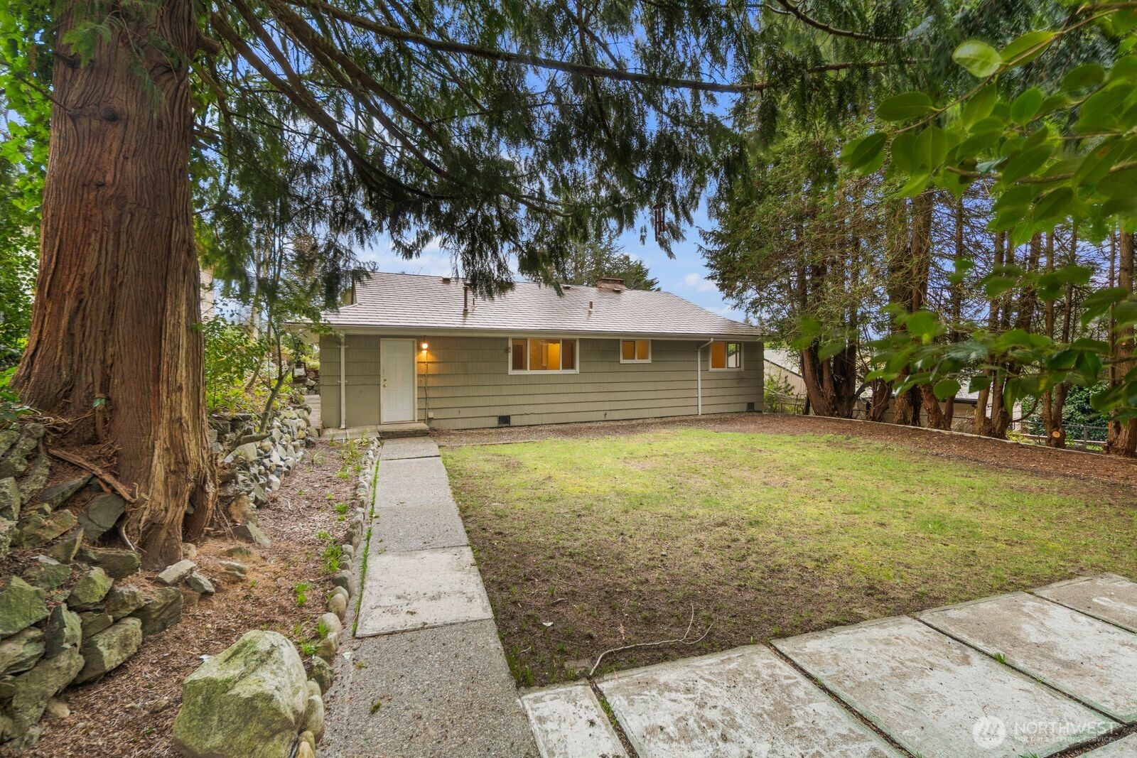 2108 East 24th Street Bremerton, WA 98310 - Photo 33 of 37