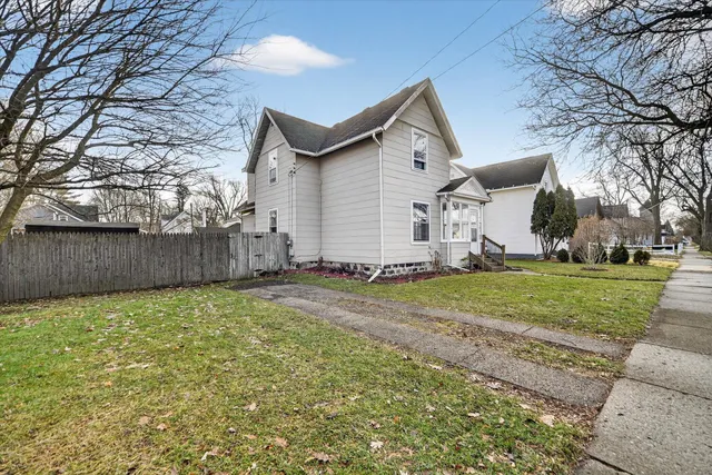 $170,000 | 213 North Gorham Street, Jackson, MI 49202