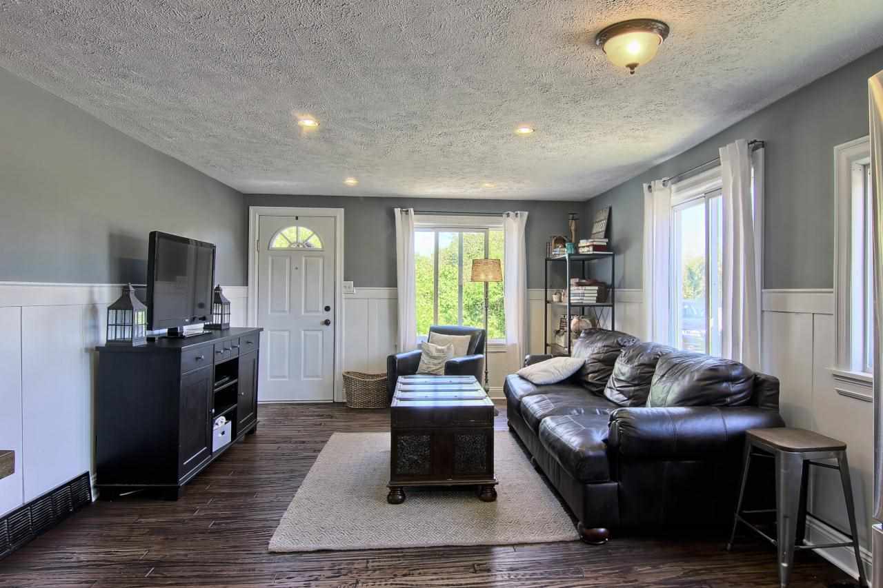 10723 Cedar Run Road Traverse City, MI 49685 - Photo 4 of 15 1820176-3.JPG