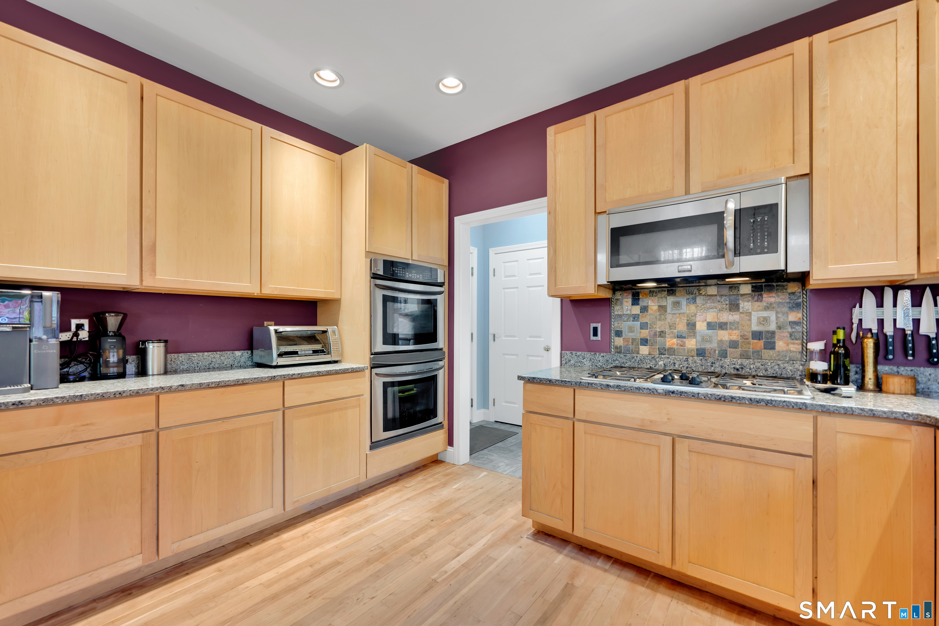 52 Old Farm Road Plymouth, CT 06786 - Photo 16 of 39