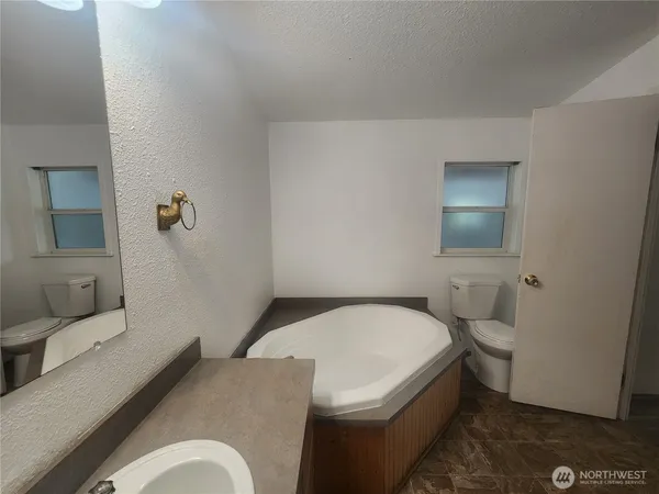 $395,000 | 80 Satsop Drive, Elma, WA 98541