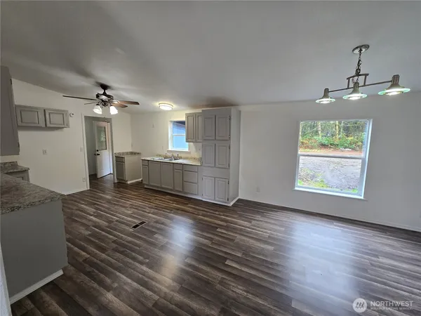 $395,000 | 80 Satsop Drive, Elma, WA 98541