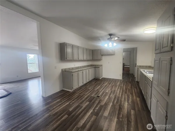 $395,000 | 80 Satsop Drive, Elma, WA 98541