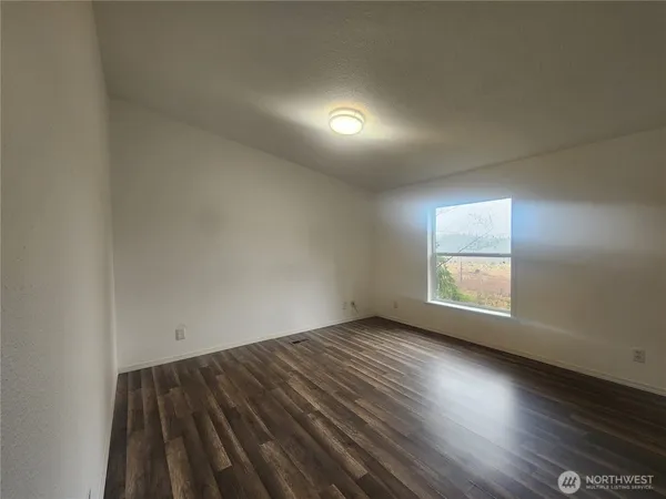 $395,000 | 80 Satsop Drive, Elma, WA 98541