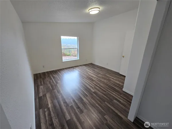 $395,000 | 80 Satsop Drive, Elma, WA 98541