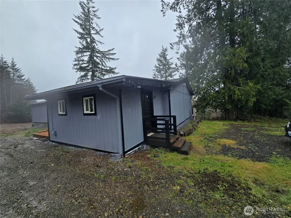 $395,000 | 80 Satsop Drive, Elma, WA 98541