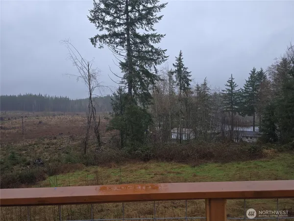 $395,000 | 80 Satsop Drive, Elma, WA 98541