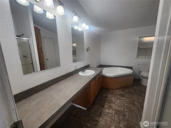 $395,000 | 80 Satsop Drive, Elma, WA 98541