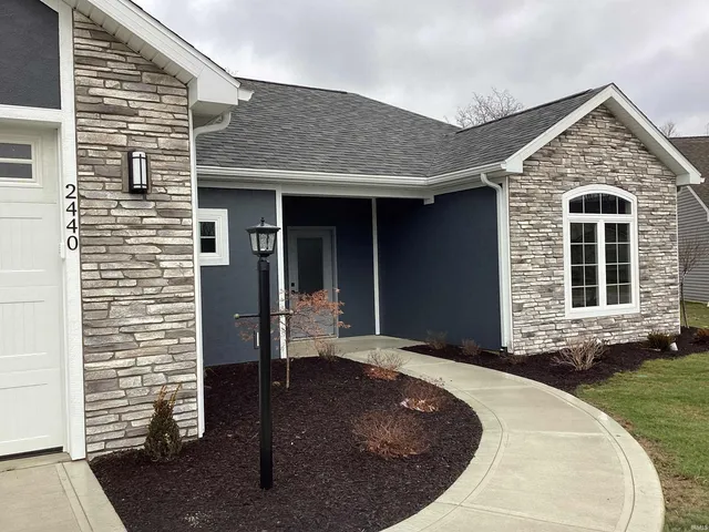 $299,900 | 2440 Deer Run Trail, Decatur, IN 46733