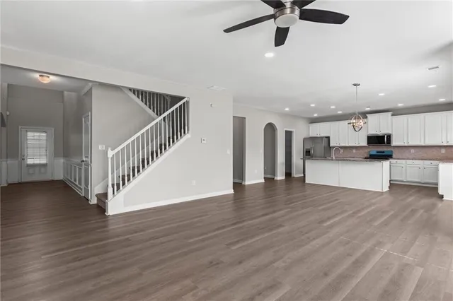 $359,900 | 9120 Alden Drive, Locust Grove, GA 30248