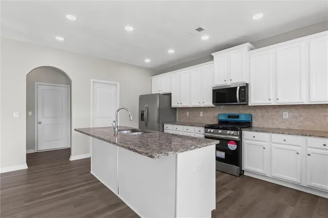 $359,900 | 9120 Alden Drive, Locust Grove, GA 30248