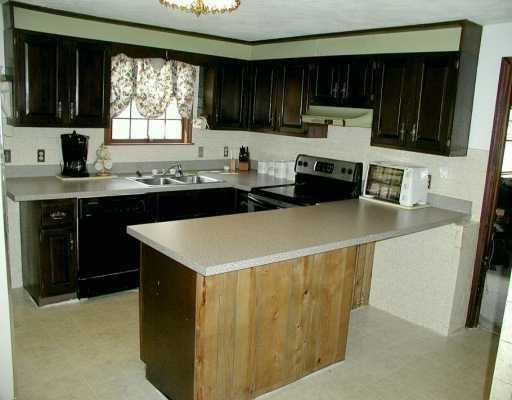 267 Pine Swamp Road Cumberland, RI 02864 - Photo 4 of 6 Kitchen.
