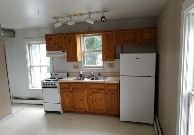205 Grove Street, Unit 7 Bennington, VT 05201 - Photo 3 of 10 Gallery Image 3
