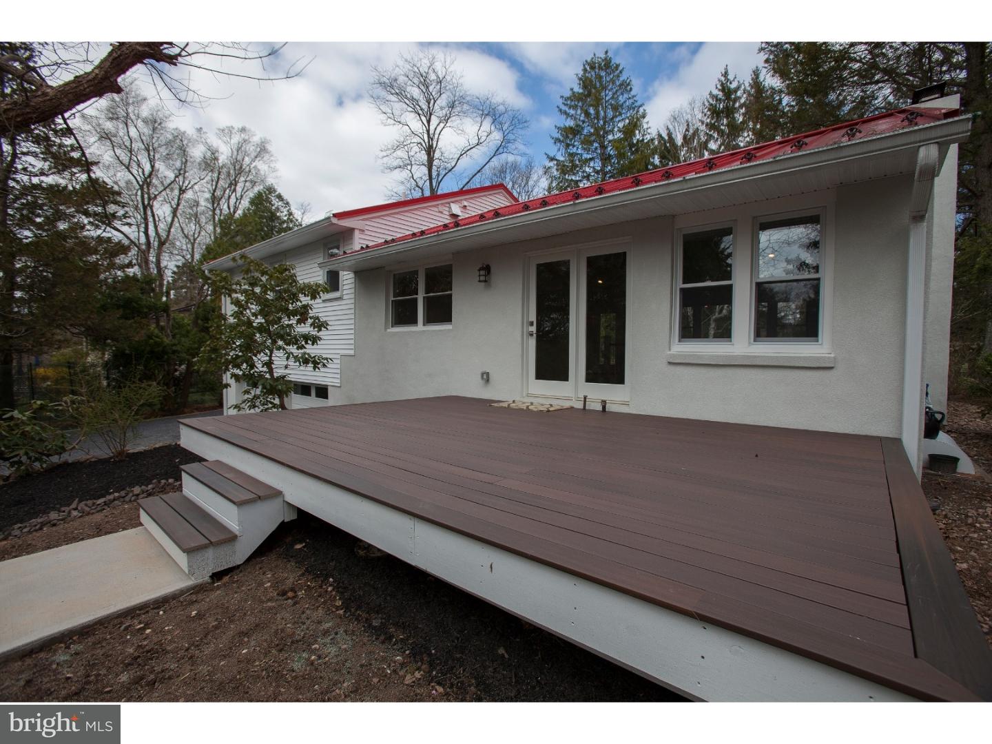 6698 Upper York Road New Hope, PA 18938 - Photo 21 of 24 Deck
