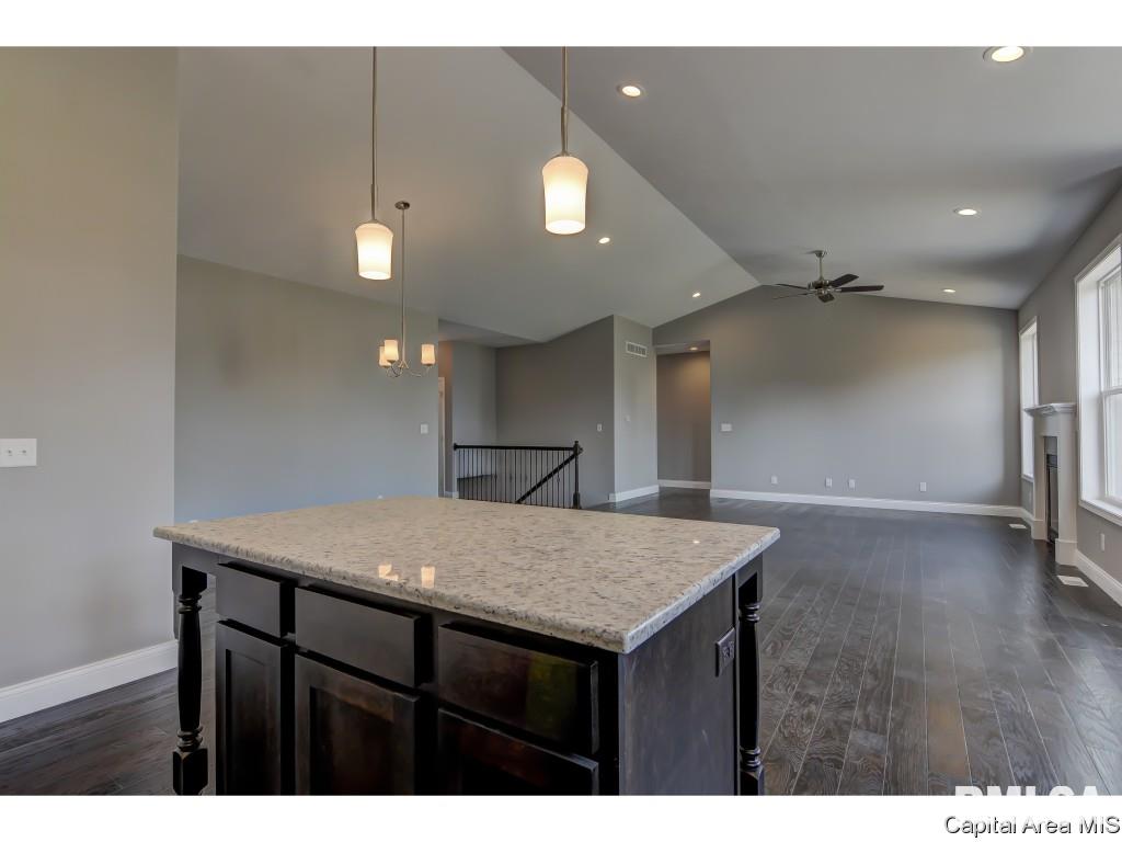 2825 Haverhill Road Springfield, IL 62711 - Photo 12 of 36