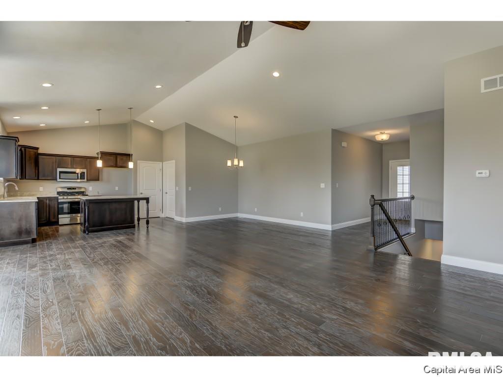 2825 Haverhill Road Springfield, IL 62711 - Photo 16 of 36