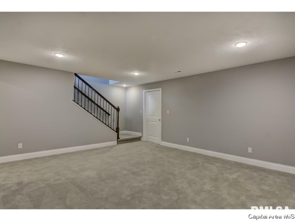 2825 Haverhill Road Springfield, IL 62711 - Photo 30 of 36