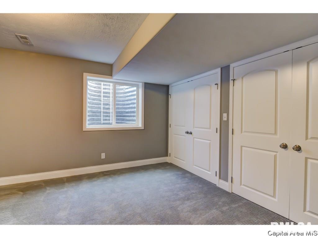 2825 Haverhill Road Springfield, IL 62711 - Photo 31 of 36