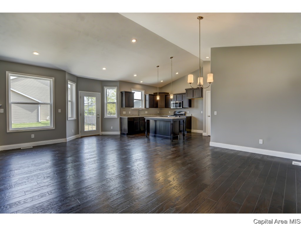 2825 Haverhill Road Springfield, IL 62711 - Photo 4 of 36