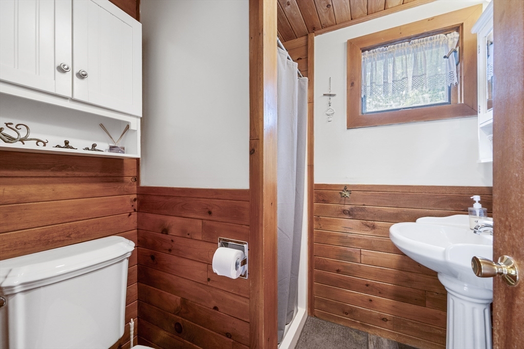 21 Perry Street Fairhaven, MA 02719 - Photo 26 of 34 Gallery Image 26