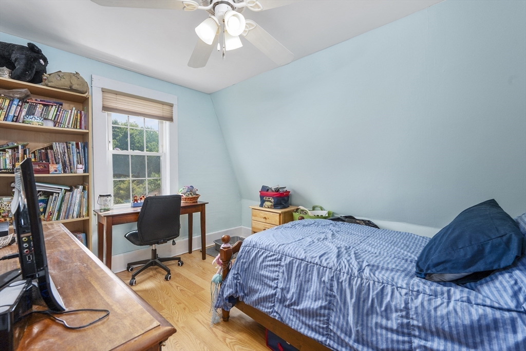 21 Perry Street Fairhaven, MA 02719 - Photo 30 of 34 Gallery Image 30