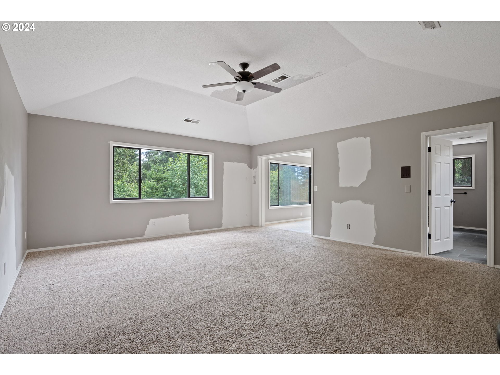 10600 Southeast Vradenburg Road Happy Valley, OR 97086 - Photo 20 of 46 Gallery Image 20