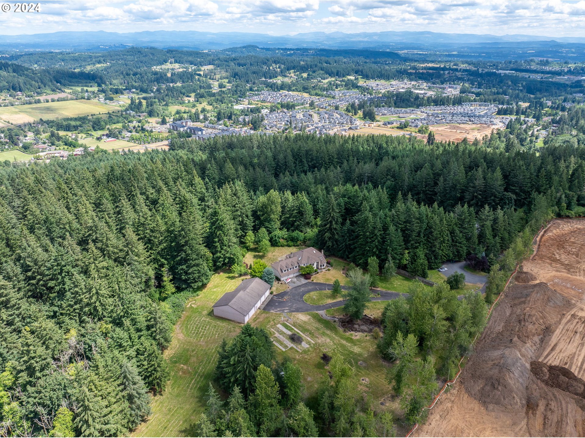 10600 Southeast Vradenburg Road Happy Valley, OR 97086 - Photo 35 of 46 Gallery Image 35