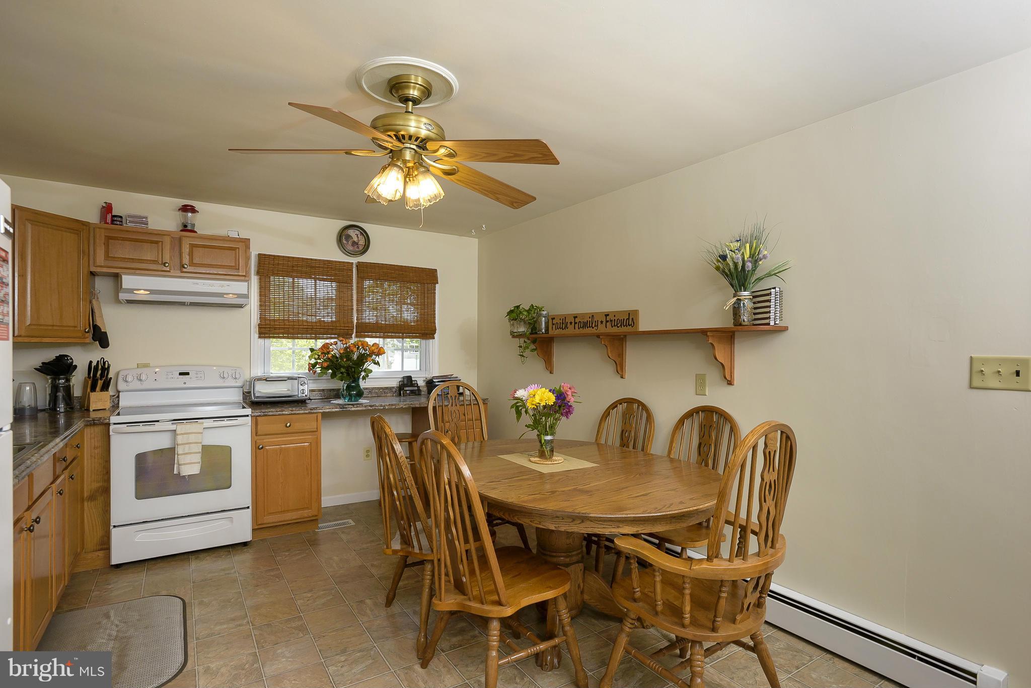 113 Weldon Road Greenland Beach, MD 21226 - Photo 9 of 27 Kitchen